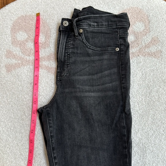 High Rise True Skinny 6/28 - Picture 4 of 5